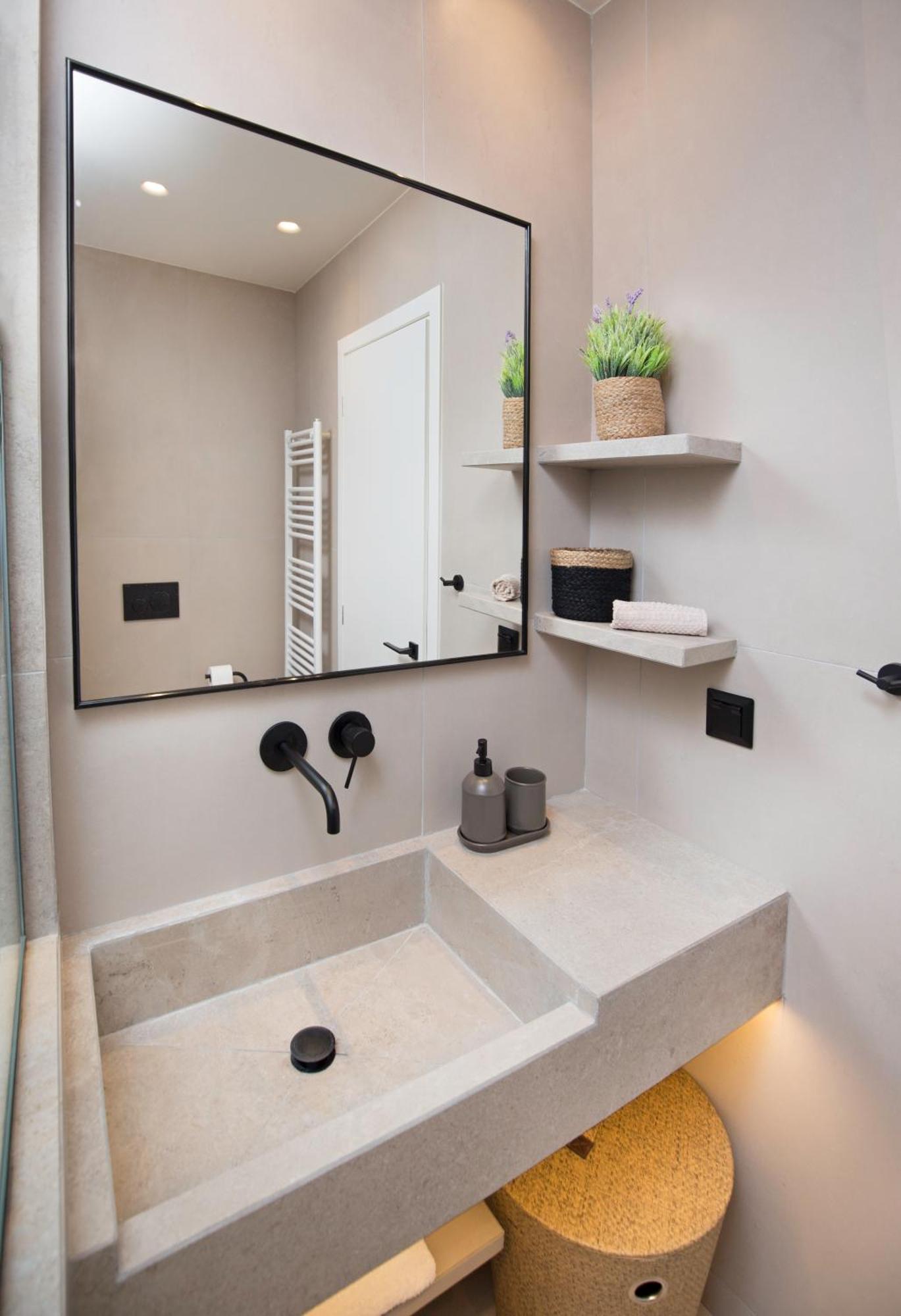 Urban Spacious Apartment Near Kallimarmaron Athens Ngoại thất bức ảnh