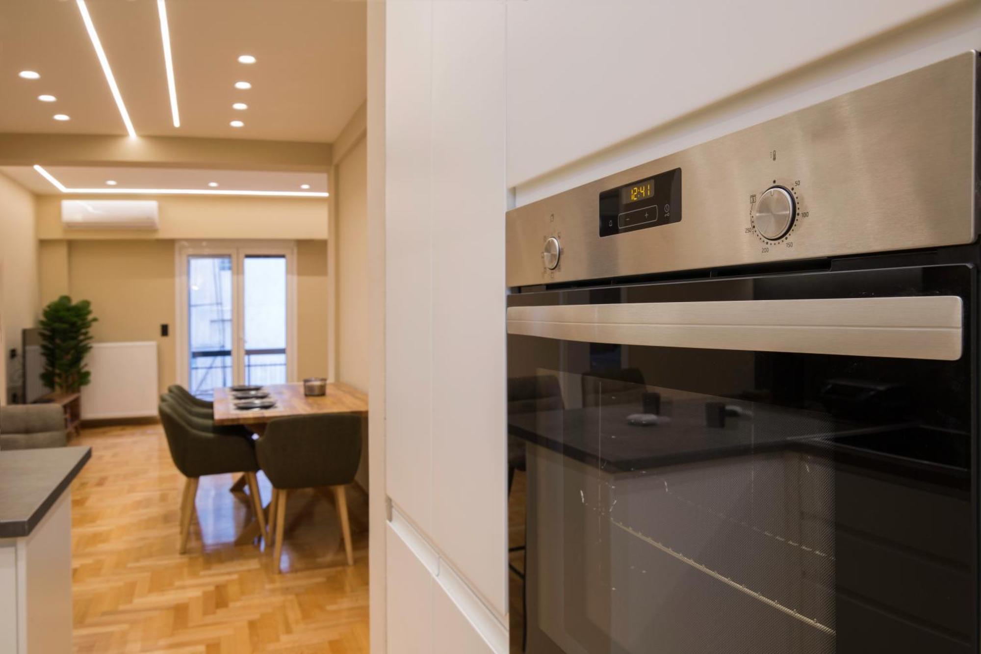 Urban Spacious Apartment Near Kallimarmaron Athens Ngoại thất bức ảnh